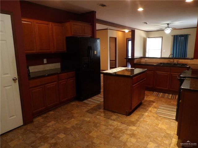 1406 W Ray Circle W, Mission, TX 78572