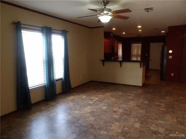 1406 W Ray Circle W, Mission, TX 78572