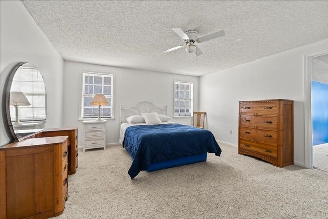 676 HERMITAGE TRAIL DR, Collierville, TN 38017