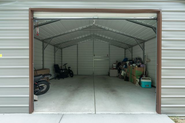 1514 Matlock Dr, Wichita, KS 67208