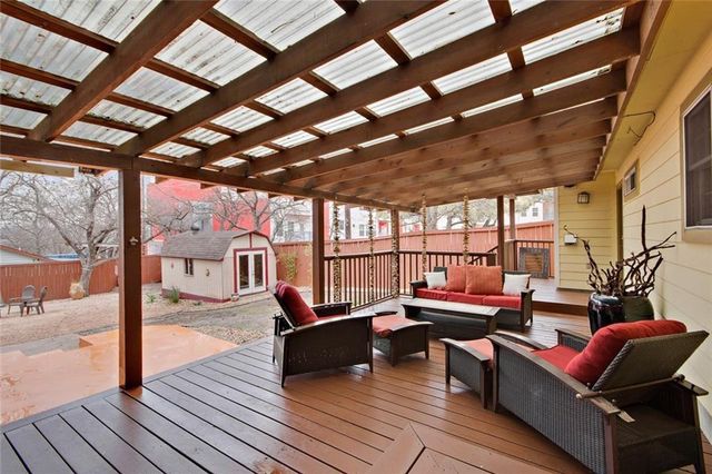 2350 Wilson ST, Austin, TX 78704