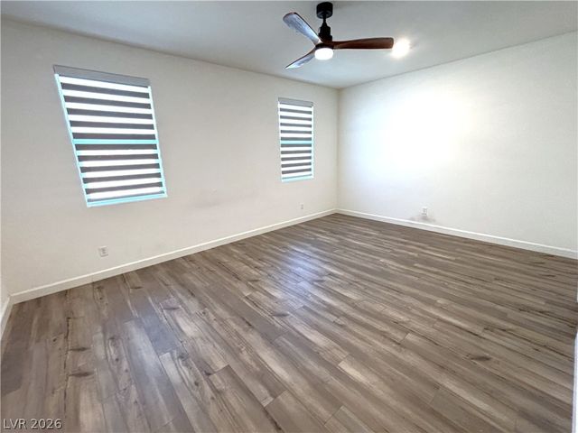 8948 Marigold Creek Street, Las Vegas, NV 89113