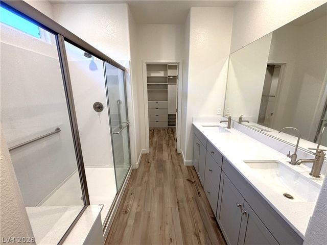 8948 Marigold Creek Street, Las Vegas, NV 89113