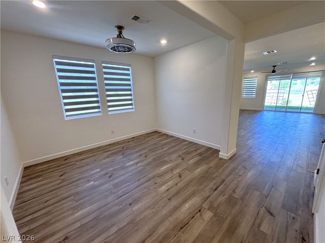 8948 Marigold Creek Street, Las Vegas, NV 89113