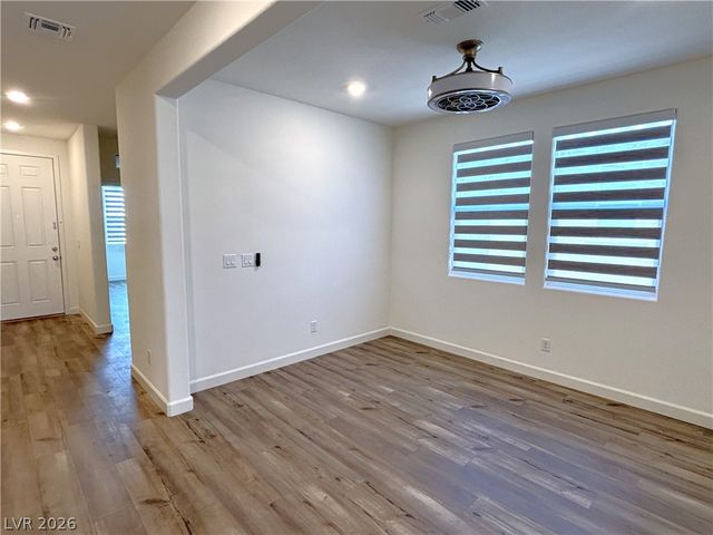 8948 Marigold Creek Street, Las Vegas, NV 89113