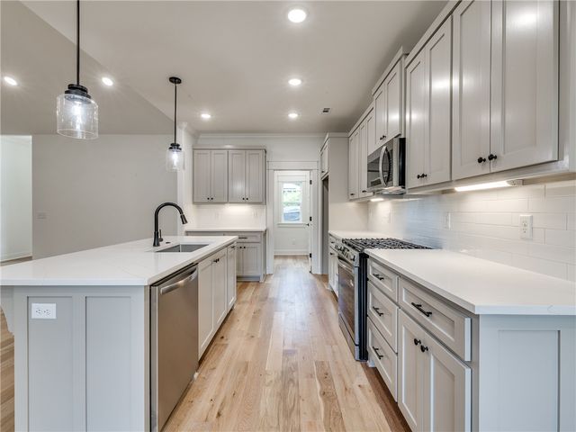 25 Roxburgh Drive, Bella Vista, AR 72715