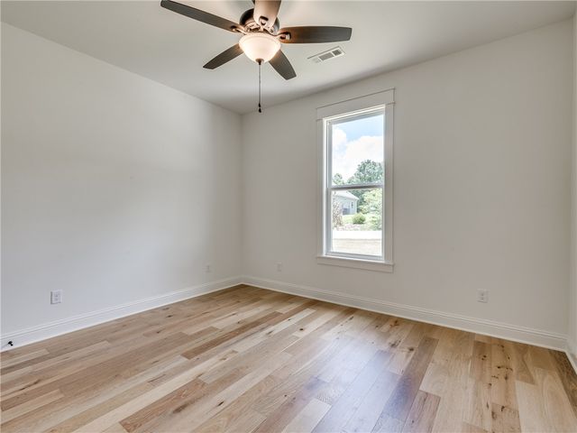 25 Roxburgh Drive, Bella Vista, AR 72715