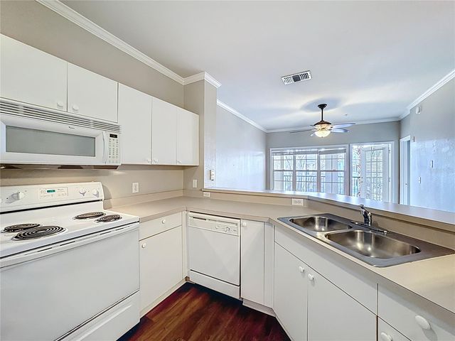 3593 CONROY ROAD 433, Orlando, FL 32839