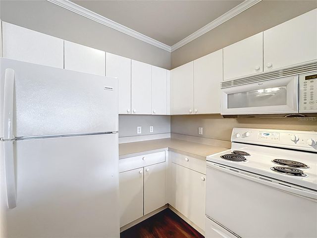 3593 CONROY ROAD 433, Orlando, FL 32839