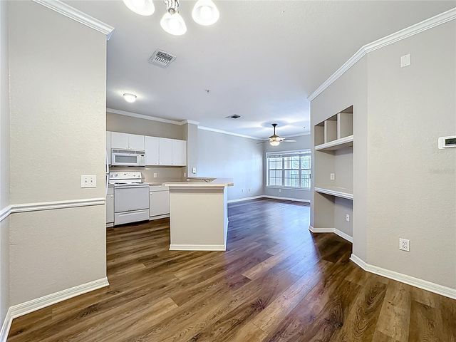3593 CONROY ROAD 433, Orlando, FL 32839