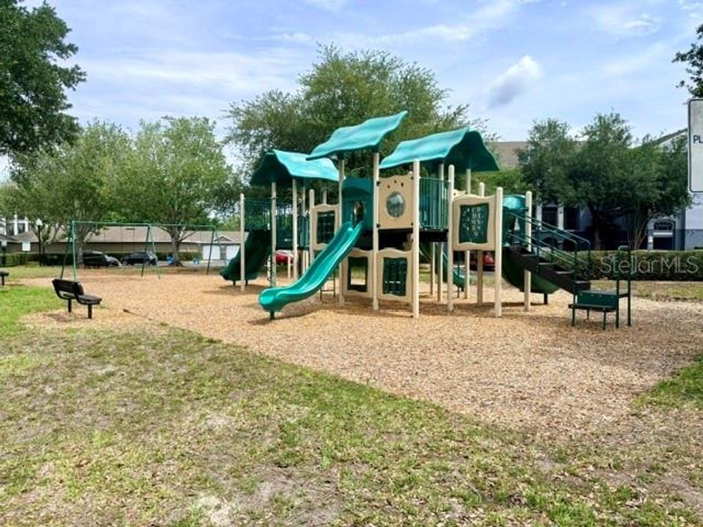Image 39 of property listing at 3593 CONROY ROAD 433, Orlando, FL 32839