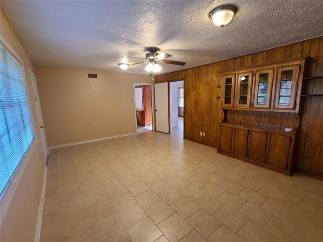 2212 Locklaine Drive, Pasadena, TX 77502