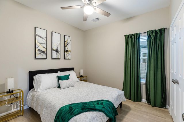 4661 Clover Street A, Houston, TX 77051