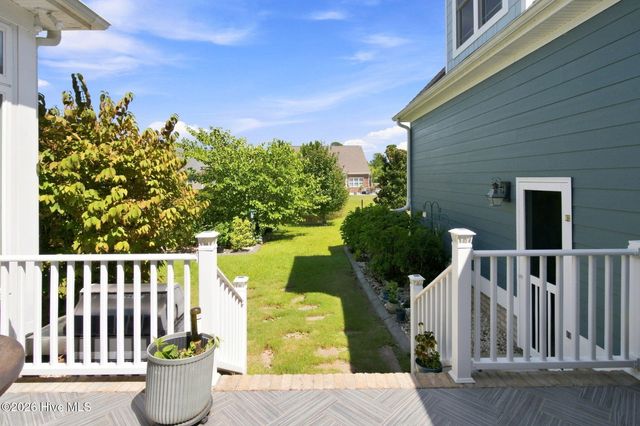 8426 N Shoreside Way NE, Leland, NC 28451