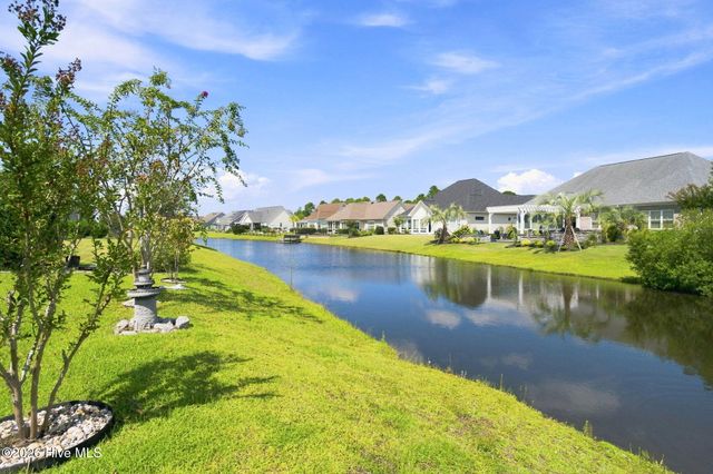 8426 N Shoreside Way NE, Leland, NC 28451