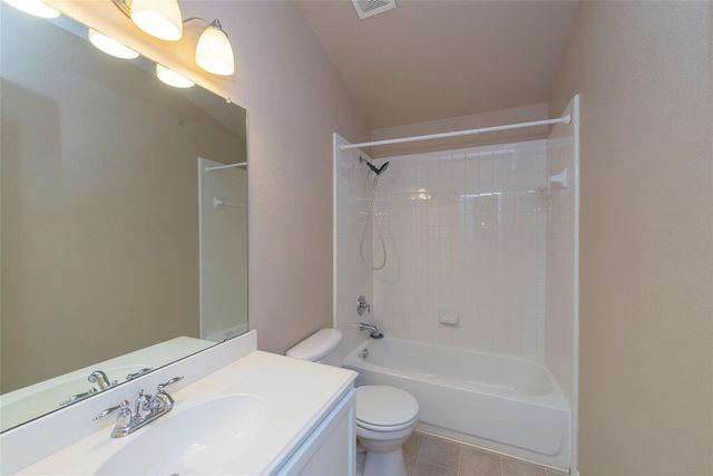 1301 W Collins Circle, Wylie, TX 75098