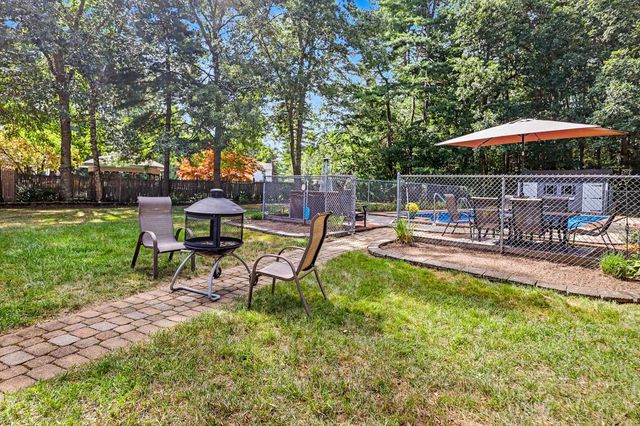 13 Patricia Street, Windham, NH 03087
