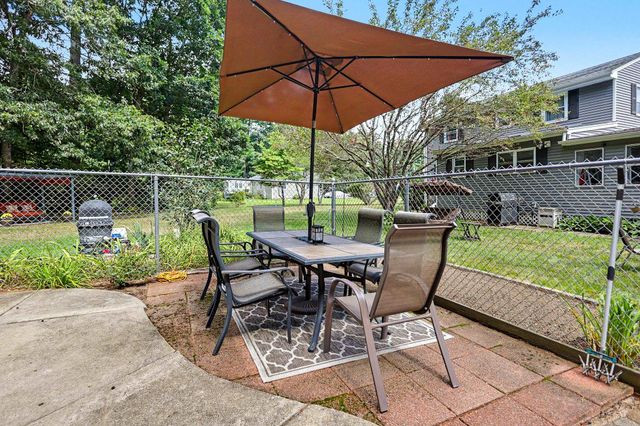 13 Patricia Street, Windham, NH 03087