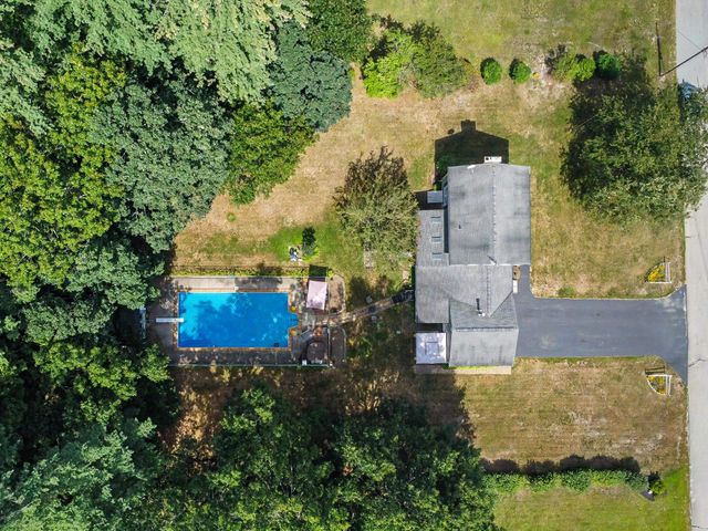 13 Patricia Street, Windham, NH 03087