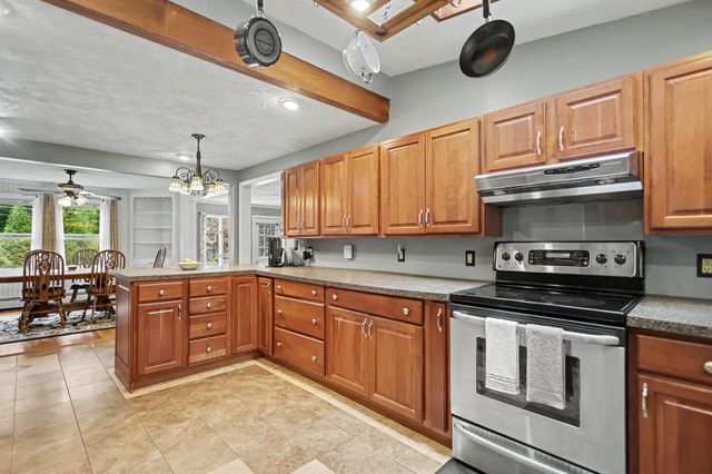 13 Patricia Street, Windham, NH 03087