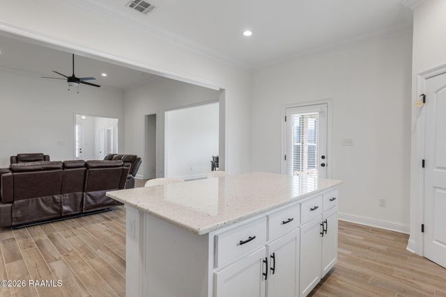 100 Fairdale Drive, Youngsville, LA 70592