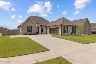 100 Fairdale Drive, Youngsville, LA 70592