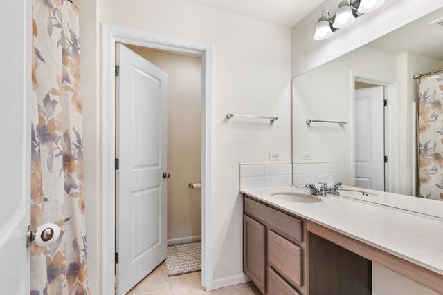 12455 S Compass Avenue, Plainfield, IL 60585