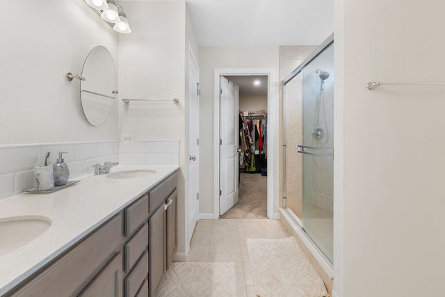 12455 S Compass Avenue, Plainfield, IL 60585