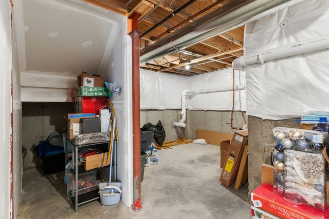 12455 S Compass Avenue, Plainfield, IL 60585