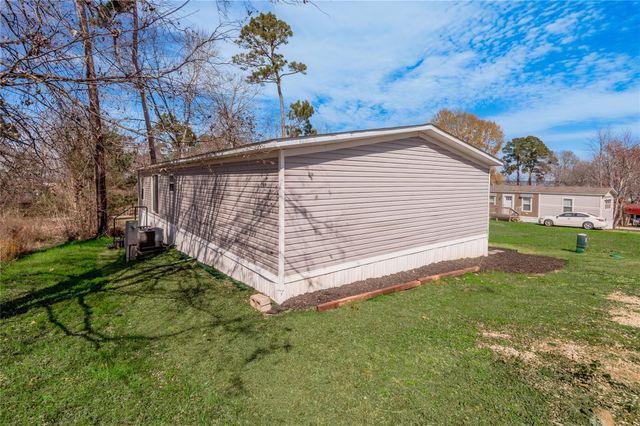 531 Canal Drive, Point Blank, TX 77364