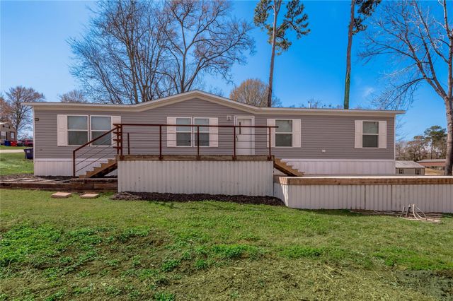 531 Canal Drive, Point Blank, TX 77364