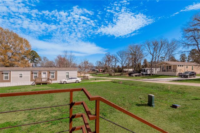 531 Canal Drive, Point Blank, TX 77364