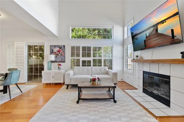 125 Autumn Oaks, Glendora, CA 91741