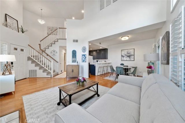 125 Autumn Oaks, Glendora, CA 91741