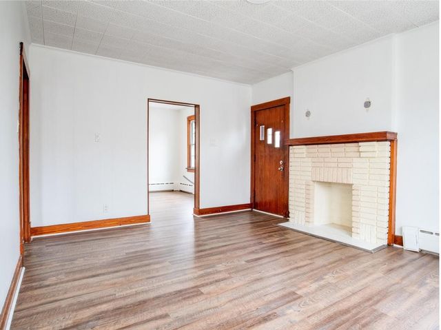 1818 Vanburen St, Aliquippa, PA 15001