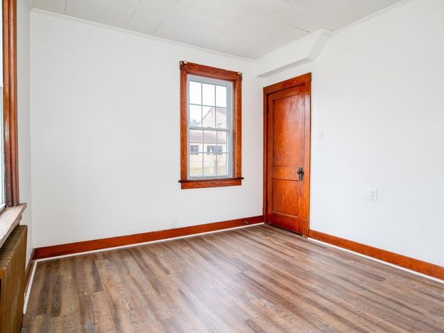 1818 Vanburen St, Aliquippa, PA 15001
