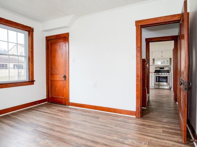 1818 Vanburen St, Aliquippa, PA 15001