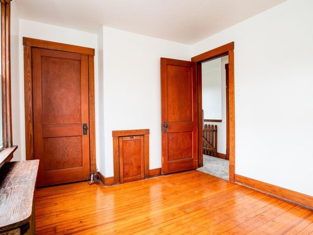 1818 Vanburen St, Aliquippa, PA 15001