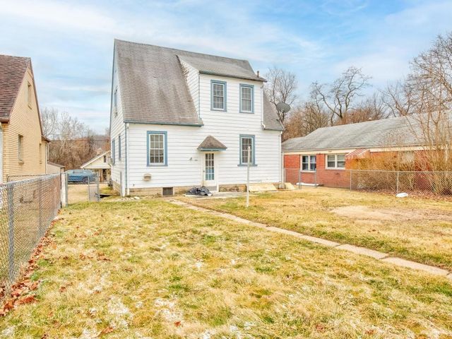 1818 Vanburen St, Aliquippa, PA 15001