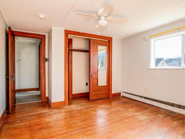 1818 Vanburen St, Aliquippa, PA 15001