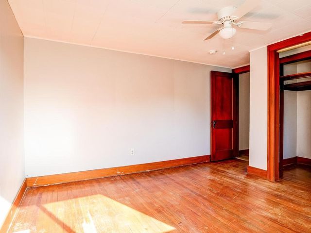 1818 Vanburen St, Aliquippa, PA 15001