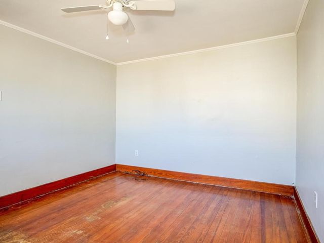 1818 Vanburen St, Aliquippa, PA 15001