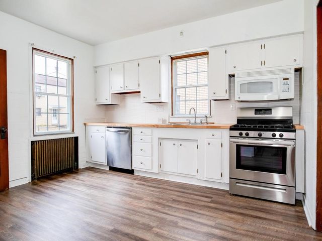 1818 Vanburen St, Aliquippa, PA 15001