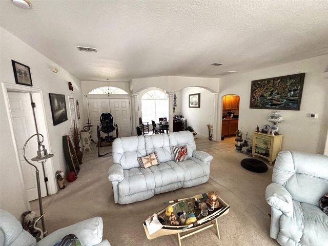 66 LONE PINE STREET, Homosassa, FL 34446