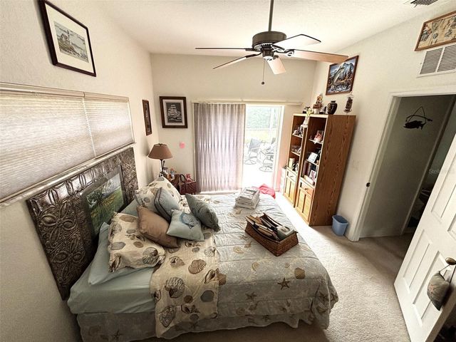 66 LONE PINE STREET, Homosassa, FL 34446