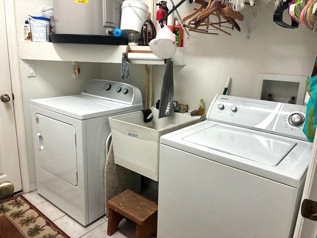 66 LONE PINE STREET, Homosassa, FL 34446