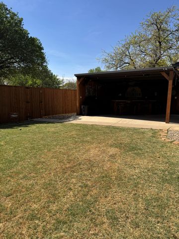 3415 83rd Drive, Lubbock, TX 79423