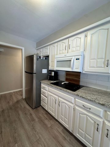 3415 83rd Drive, Lubbock, TX 79423