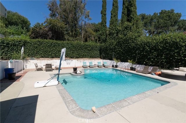 2245 Vista Rd, La Habra Heights, CA 90631