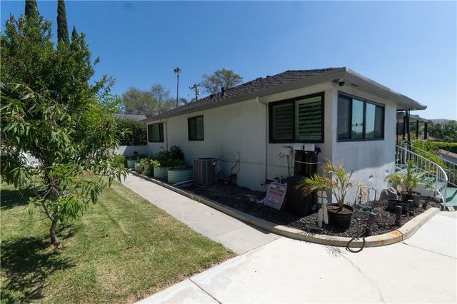 2245 Vista Rd, La Habra Heights, CA 90631